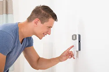 West Carrollton OH Locksmiths Store West Carrollton, OH 937-402-2060 - lock-installation